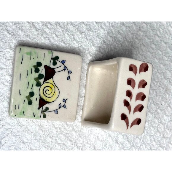 Hand-Painted Ceramic Snail Trinket Earring Box Leaf Design Square Shape 3" Gift - Picture 4 of 5
